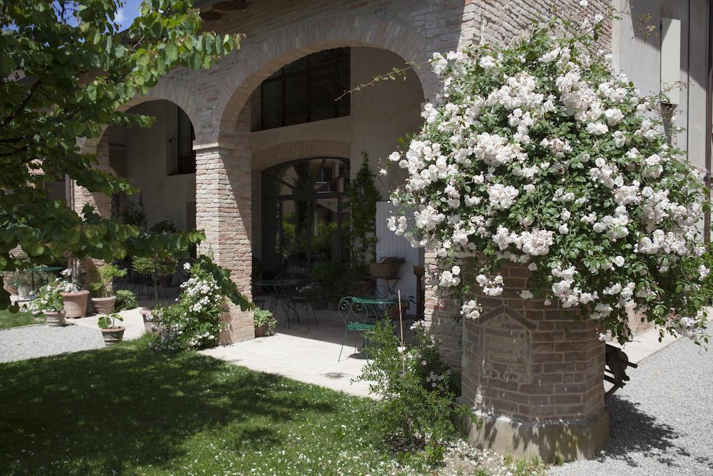 Villino Di Porporano Bed & Breakfast Parma Bagian luar foto