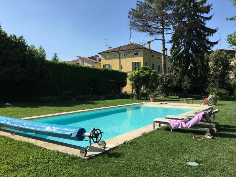 Villino Di Porporano Bed & Breakfast Parma Bagian luar foto